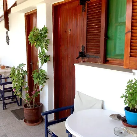 Aparthotel Marianna's Livadi (Serifos)